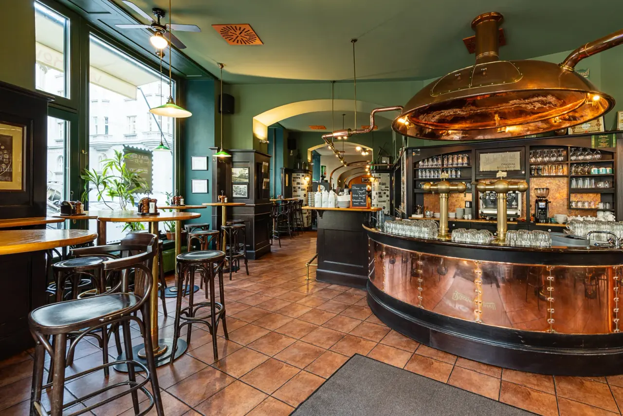 BookNoFees : Restaurant – V Kolkovně – Prague – À Kolkovna, photo n° 1