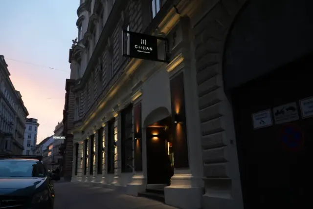 BookNoFees : Restaurant – Chuan – Vienna – John, photo n° 3