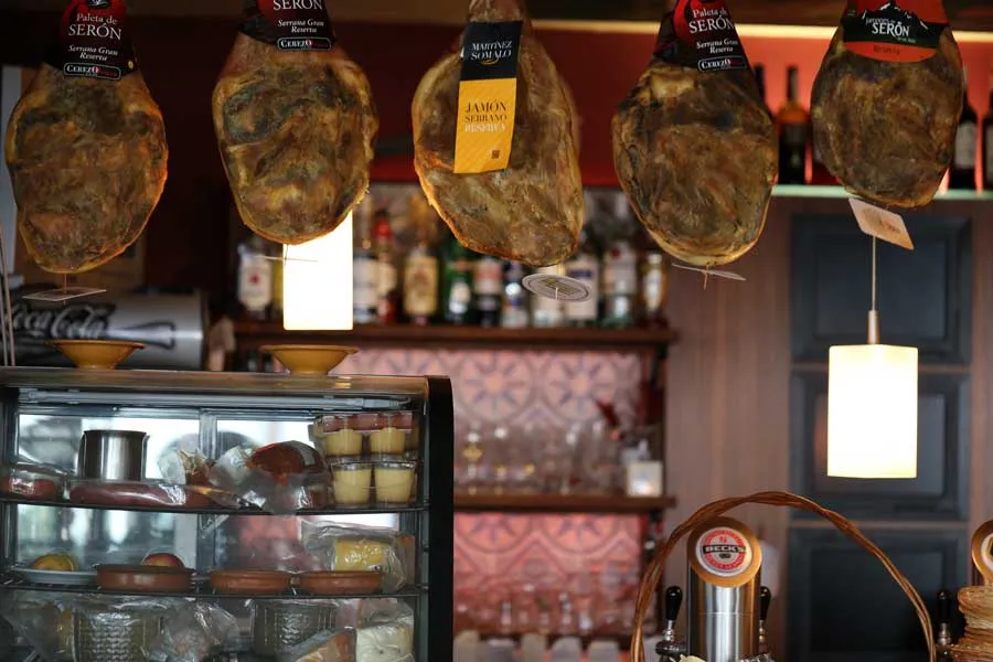 BookNoFees : Restaurant – Cafe Blond – Recklinghausen – Café Blond, photo n° 1