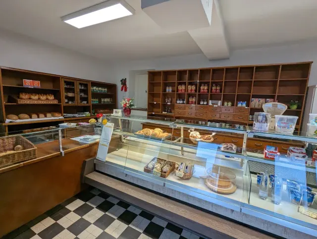 BookNoFees : Restaurant – Buddeus Wilhelm Bäckerei – Anröchte – Boulangerie Buddeus Wilhelm, photo n° 2