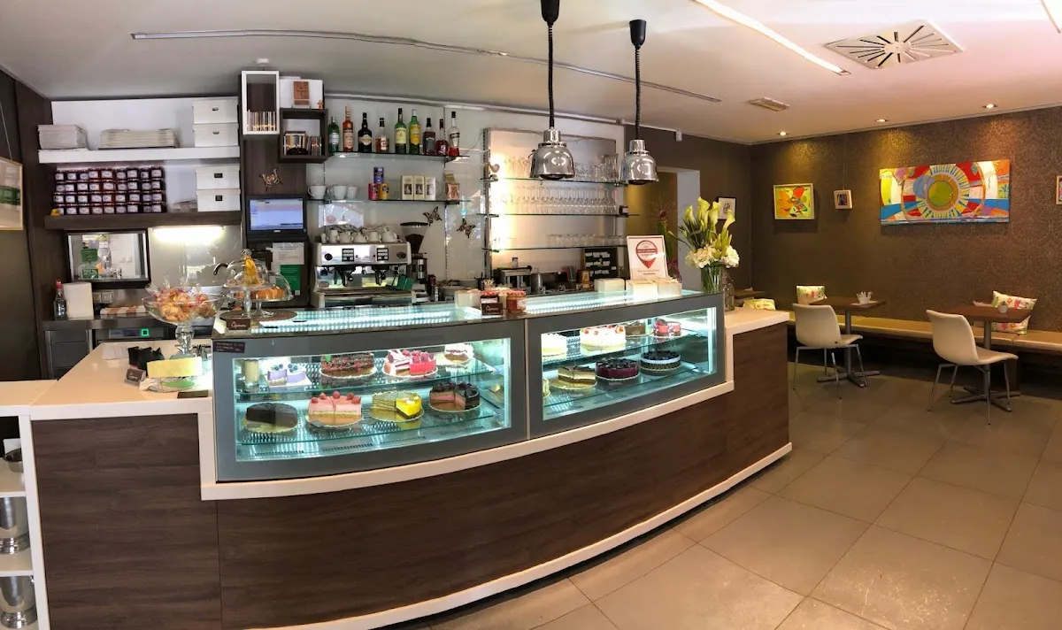BookNoFees : Café – Kavarna Čopomana – Ljubljana – Le café Čopomana, photo n° 1
