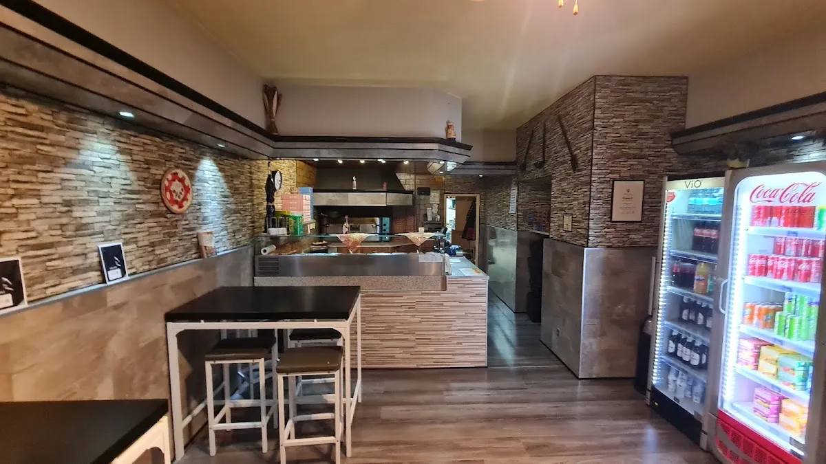 BookNoFees : Restaurant – Pizzeria La Luna – Bönen – Pizzeria La Luna, photo n° 1