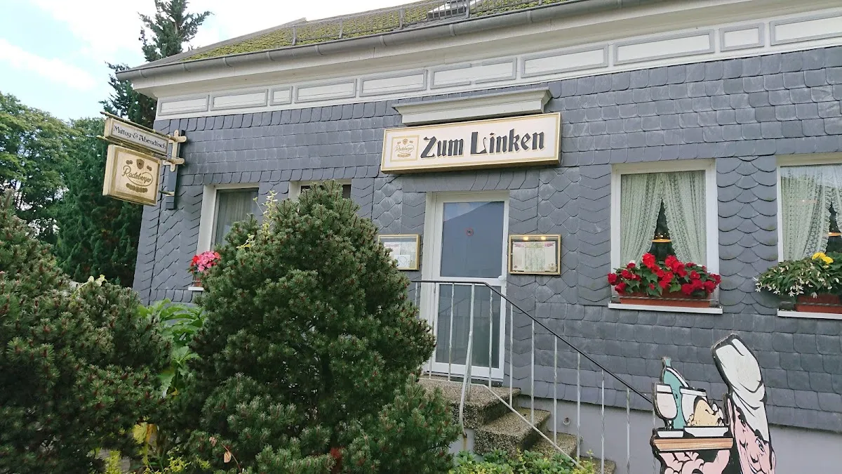 BookNoFees : Restaurant – Zur Linken – Halver – À gauche, photo n° 1