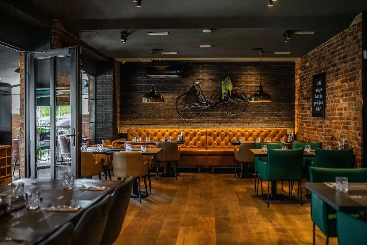 BookNoFees : Restaurant – Batak – Zagreb – Idiot, photo n° 1