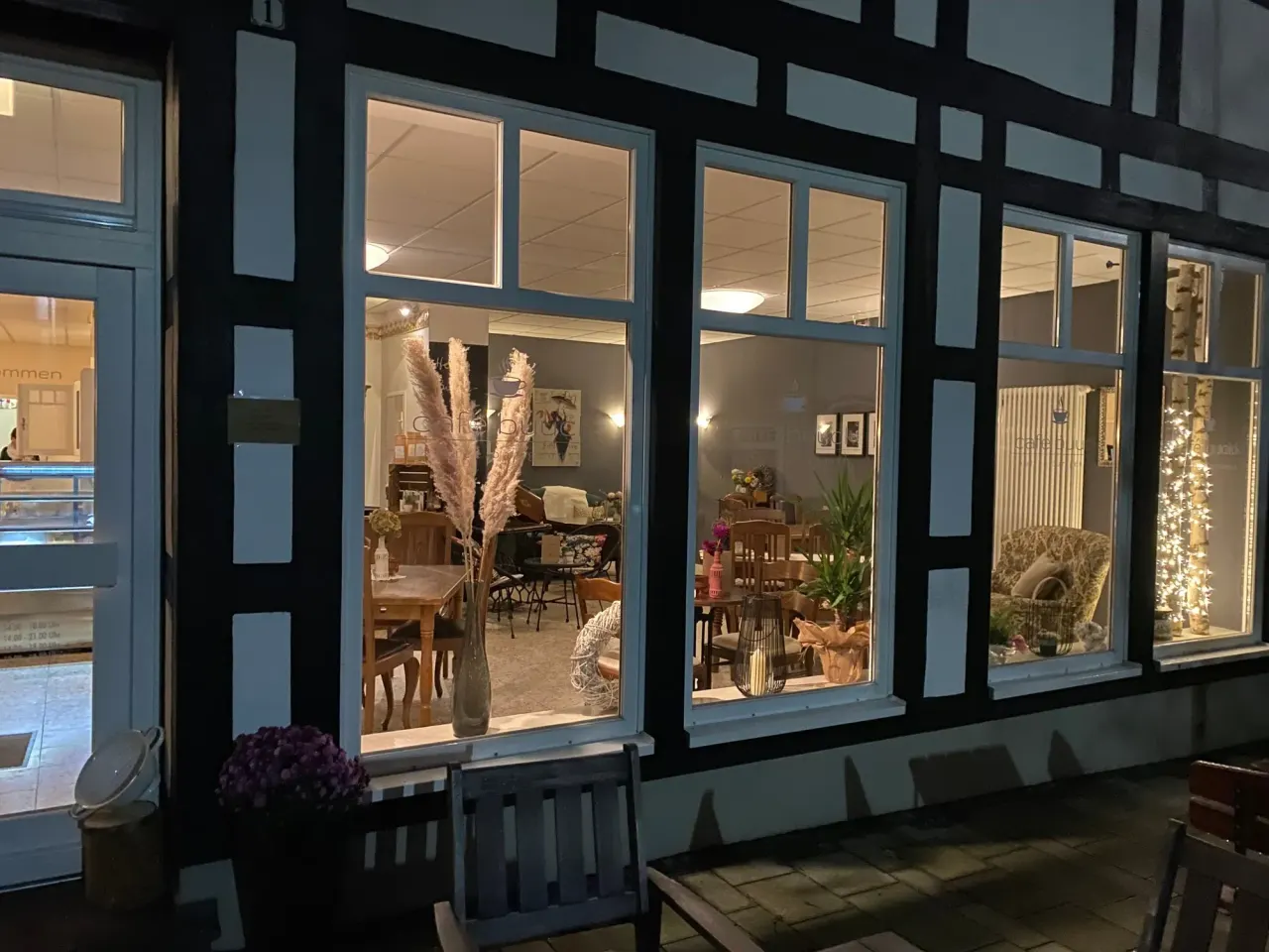 BookNoFees : Café – Café Buuck – Rüthen – Livre sur le café, photo n° 1