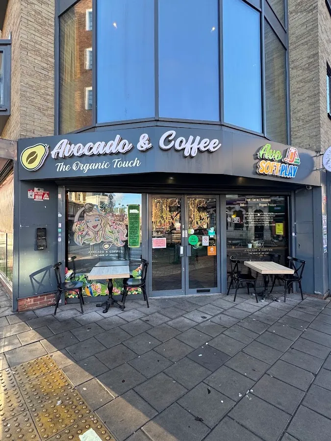 BookNoFees : Café – Avocado & Coffee – London – Avocat et café, photo n° 1