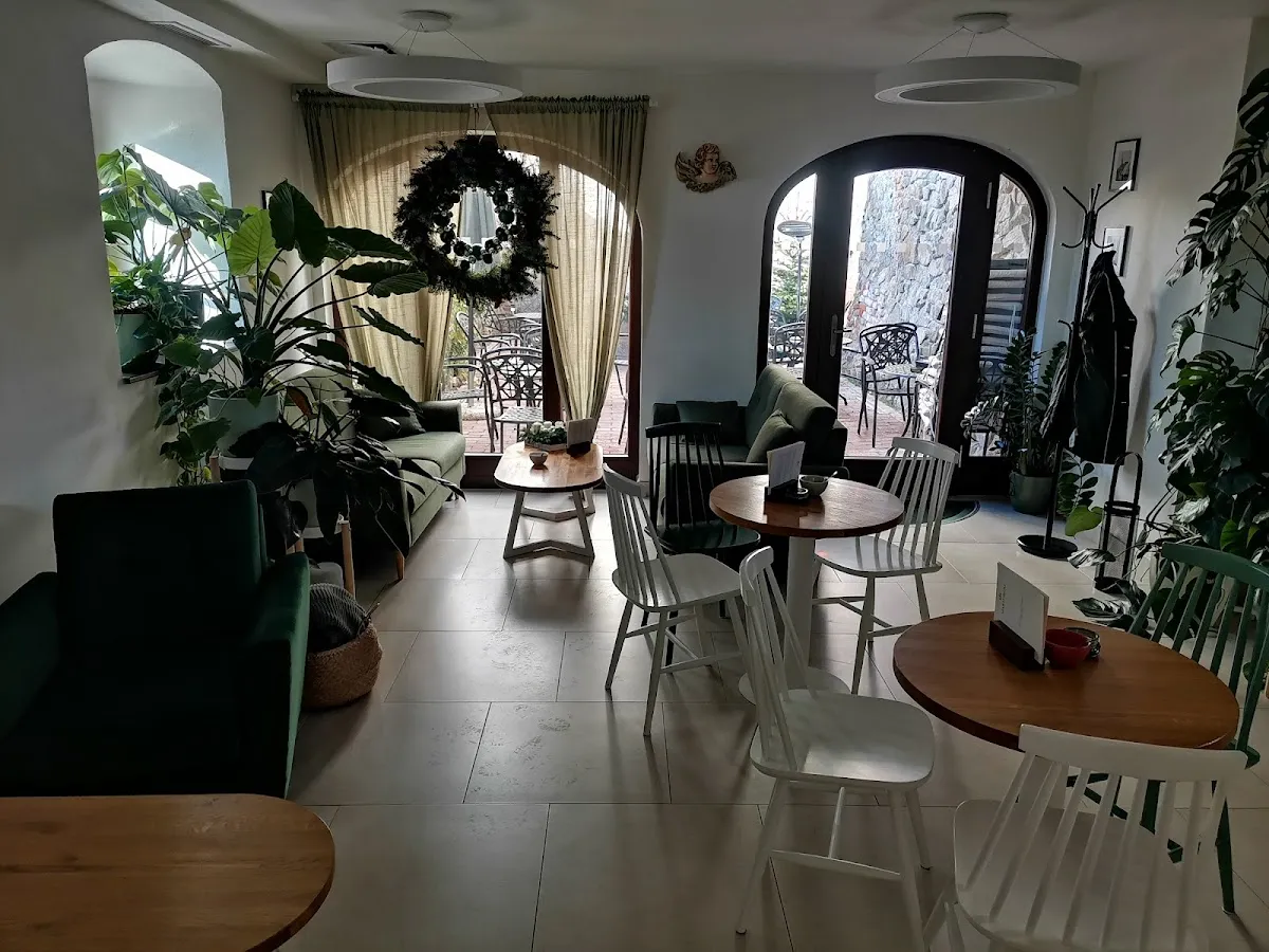 BookNoFees : Café – Martineum café – Bratislava – Café Martineum, photo n° 1