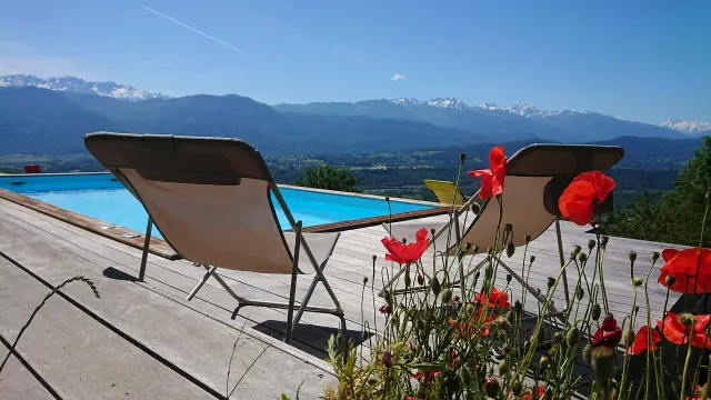 BookNoFees: location de charme pour 2 avec piscine en Savoie – St Pierre D'albigny