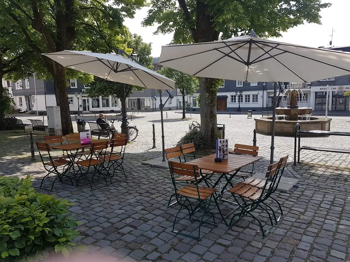 BookNoFees : Restaurant – Eiscafe San Remo – Drolshagen – Eiscafé San Remo, photo n° 1
