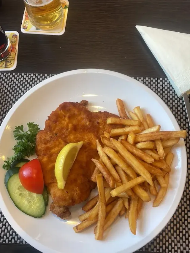 BookNoFees : Restaurant – Kegelsportcenter Restaurant – Hilchenbach – Restaurant du centre de bowling, photo n° 2