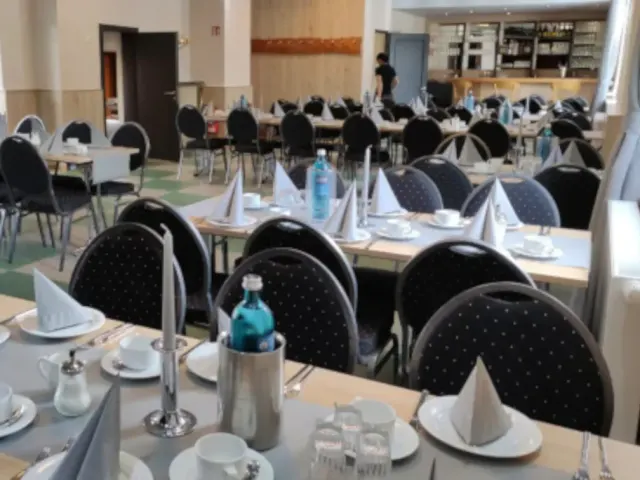 BookNoFees : Restaurant – Wirtshaus Syré – Balve-Garbeck – Auberge Syré, photo n° 2