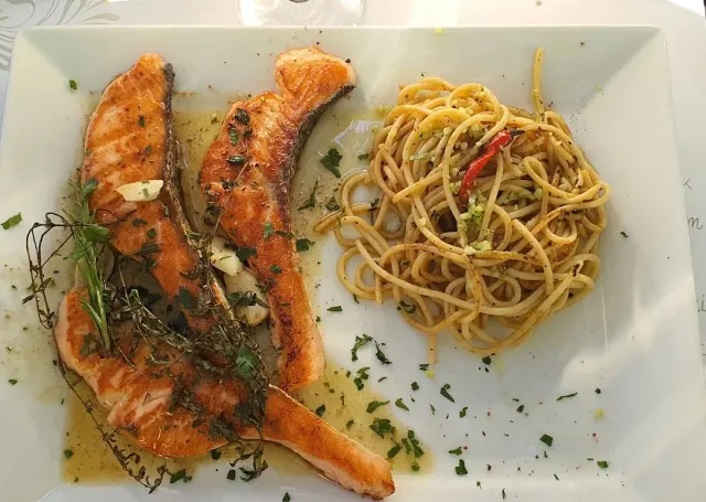 BookNoFees : Restaurant – Mamma Mia – Breckerfeld – Maman, regarde !, photo n° 2