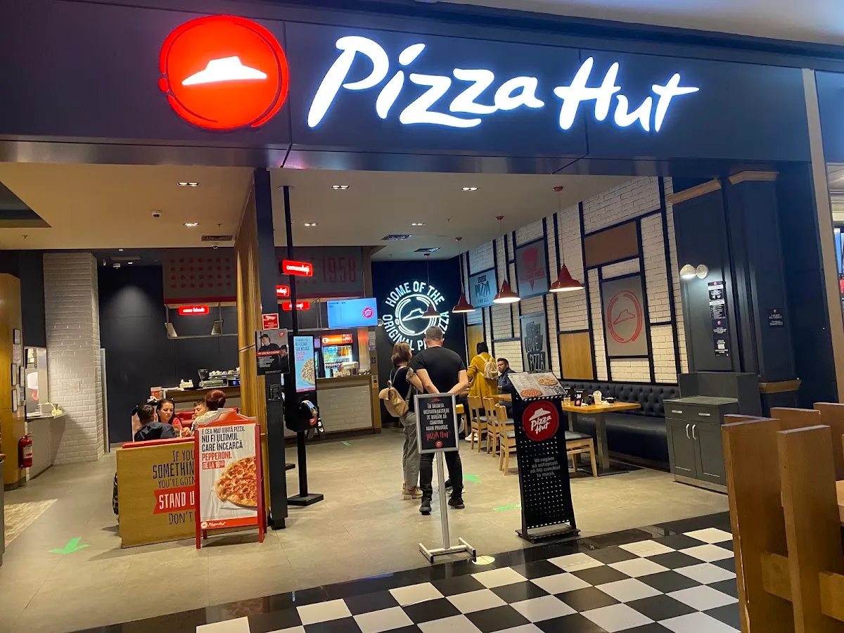 BookNoFees : Restaurant – Pizza Hut – Bucharest – Pizza Hut, photo n° 1