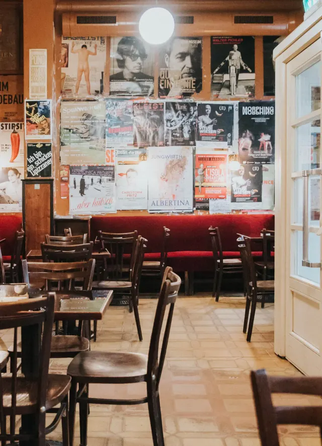 BookNoFees : Café – Kaffee Alt Wien – Vienna – Café Alt Wien, photo n° 2