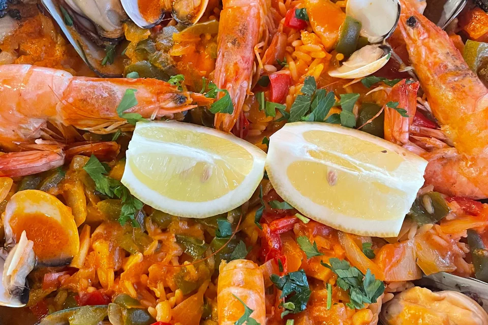 BookNoFees: Photo d’illustration : Paella
